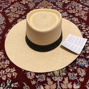 Premium Panama hat size 57 NWT from Panama